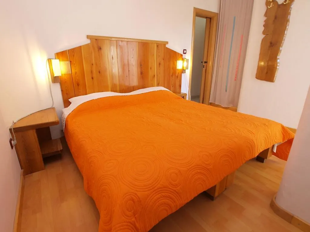 Apartments By The Sea 750 Pula  Pjescana Uvala
