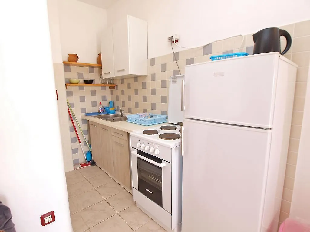 Apartments By The Sea 750 Pula Croatia