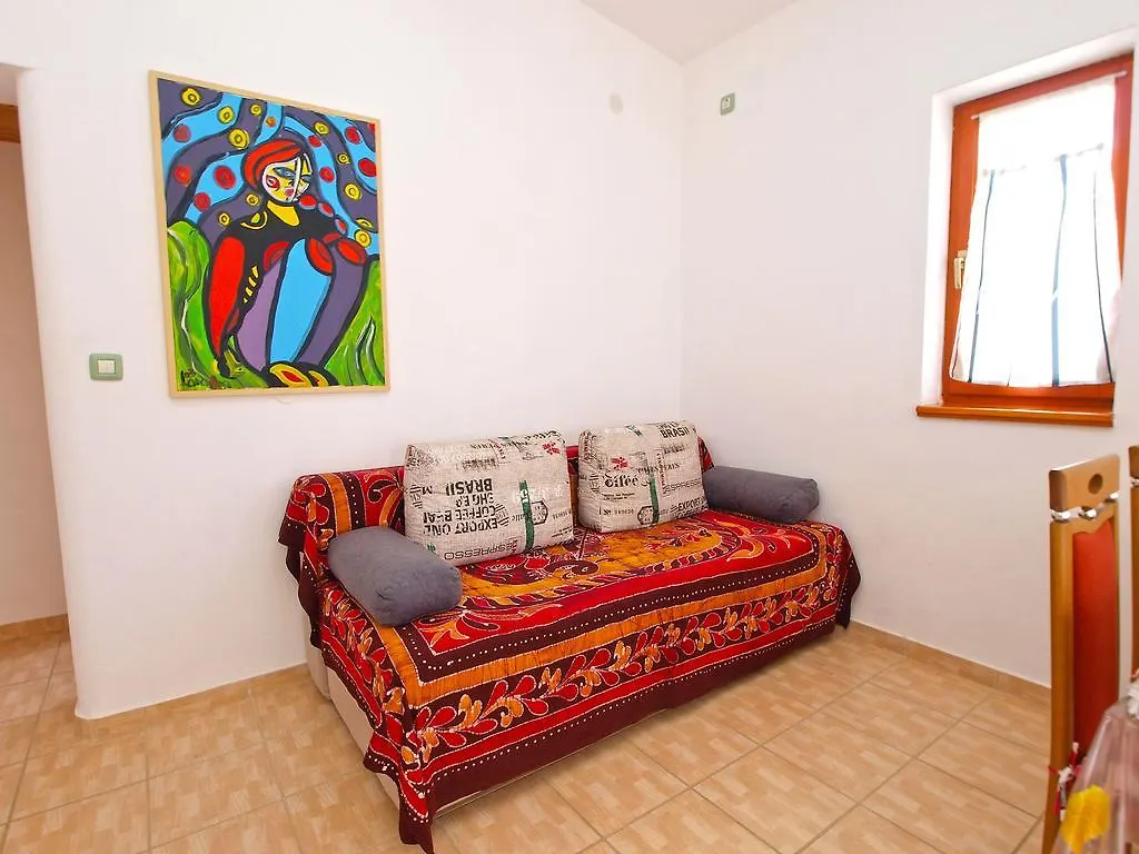 Apartments By The Sea 750 Pula