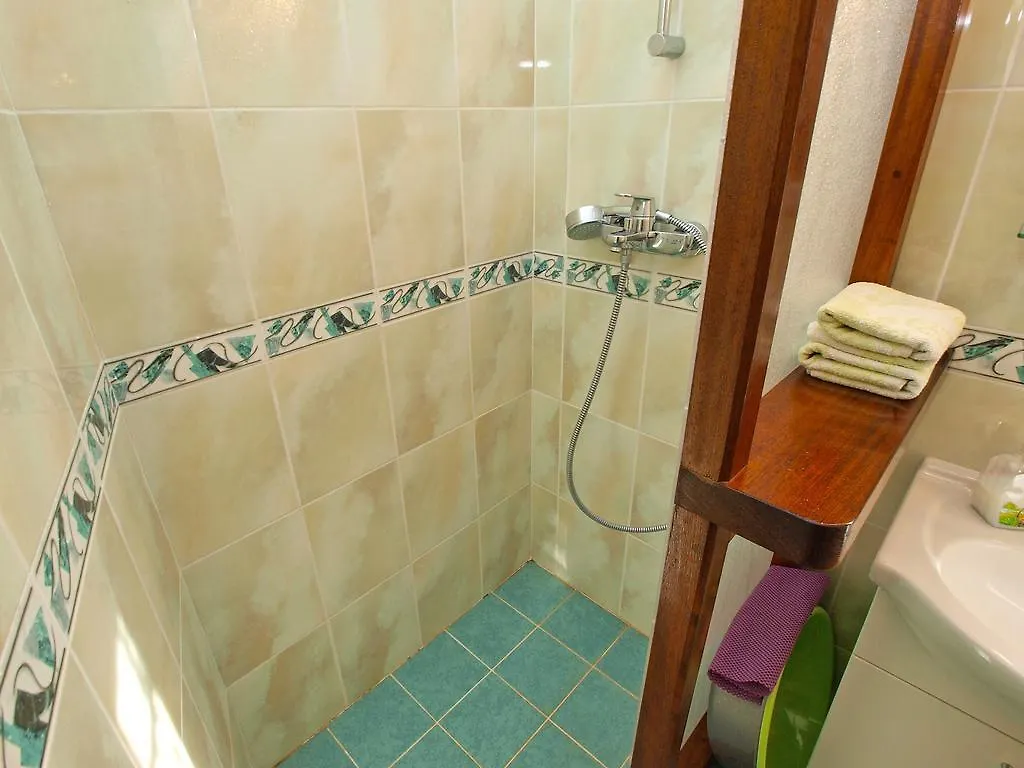 Apartments By The Sea 750 Pula Croatia