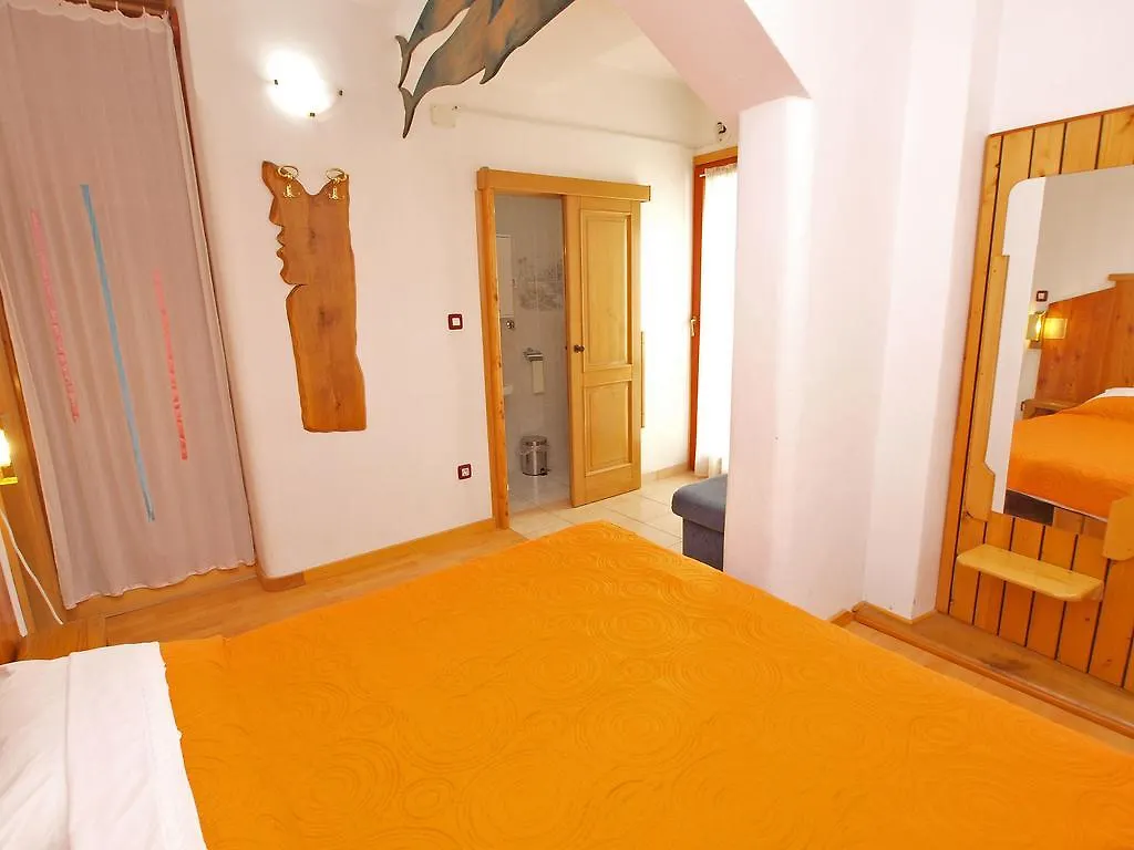Apartments By The Sea 750 Pula Croatia