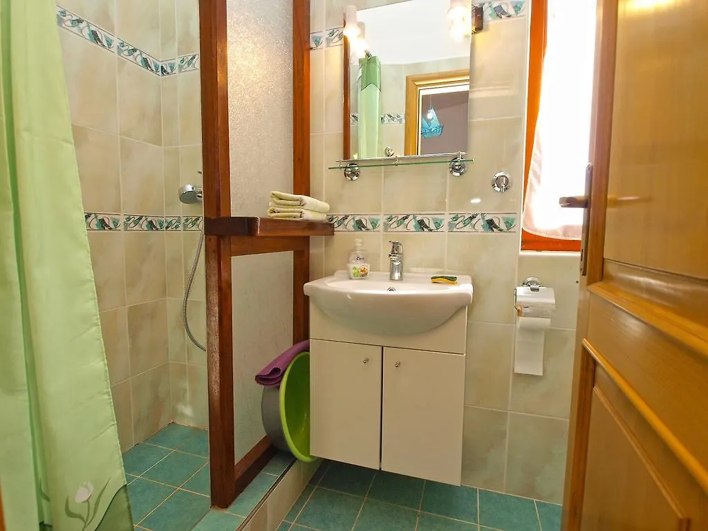 Apartments By The Sea 750 Pula Croatia